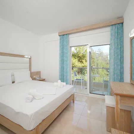 La Santa Chrysi Ammoudia