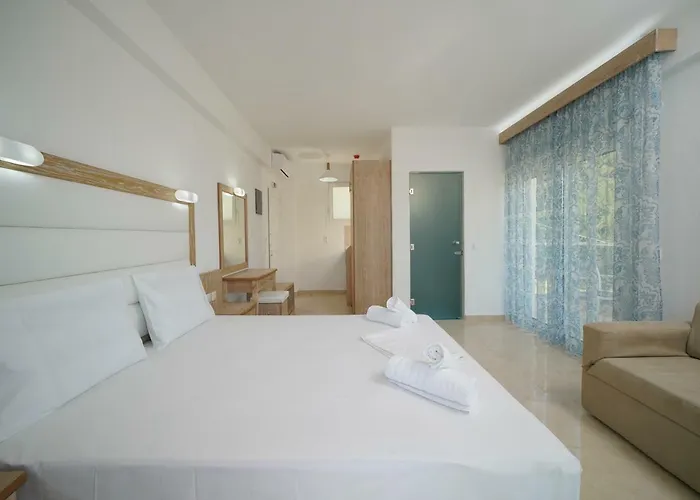 Otel La Santa Chrysi Ammoudia